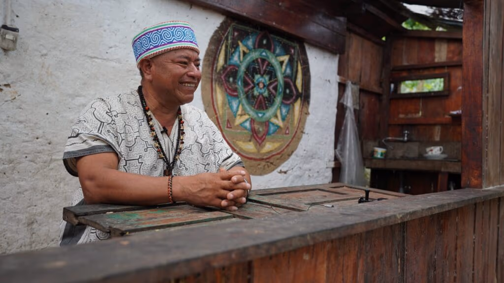 Multi-generational Shipibo Maestro